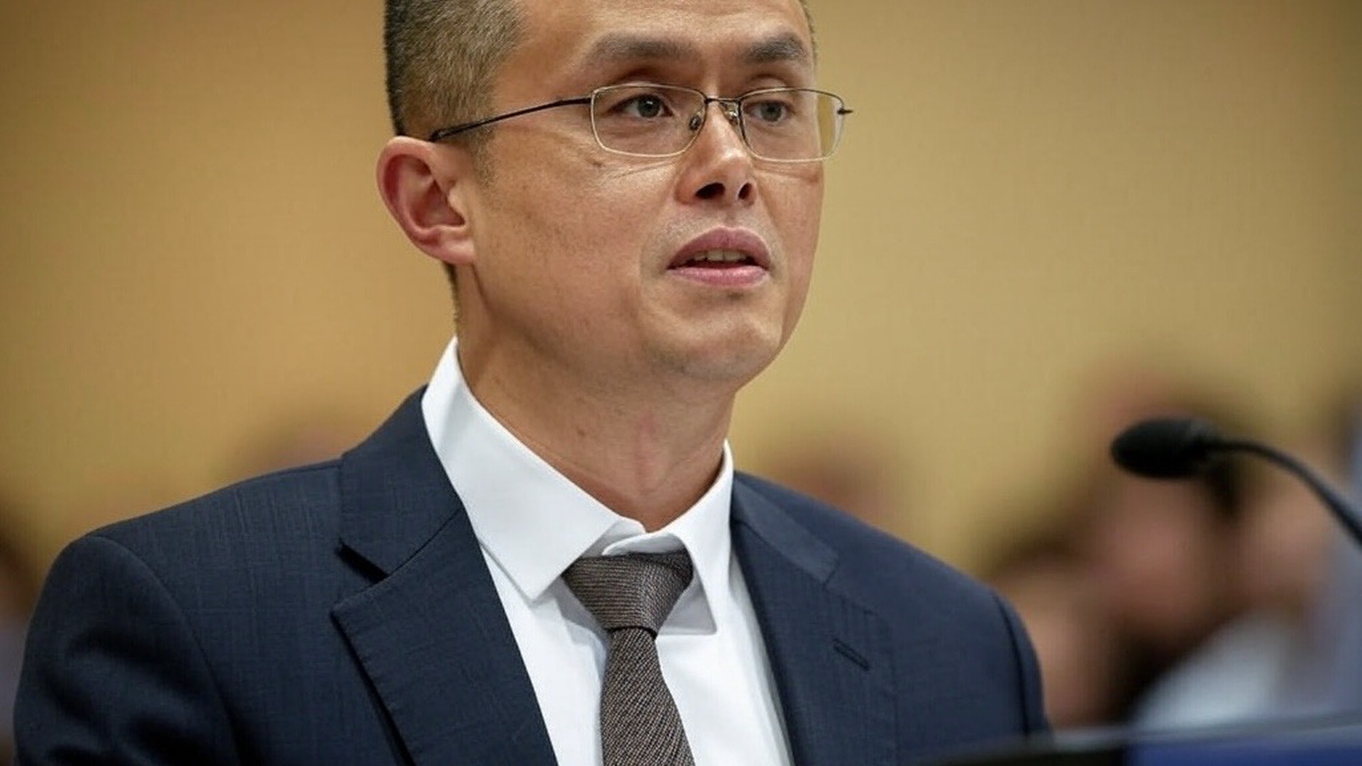 Binance-Gründer CZ dementiert Gerüchte über Trump-Gespräche und Beteiligung