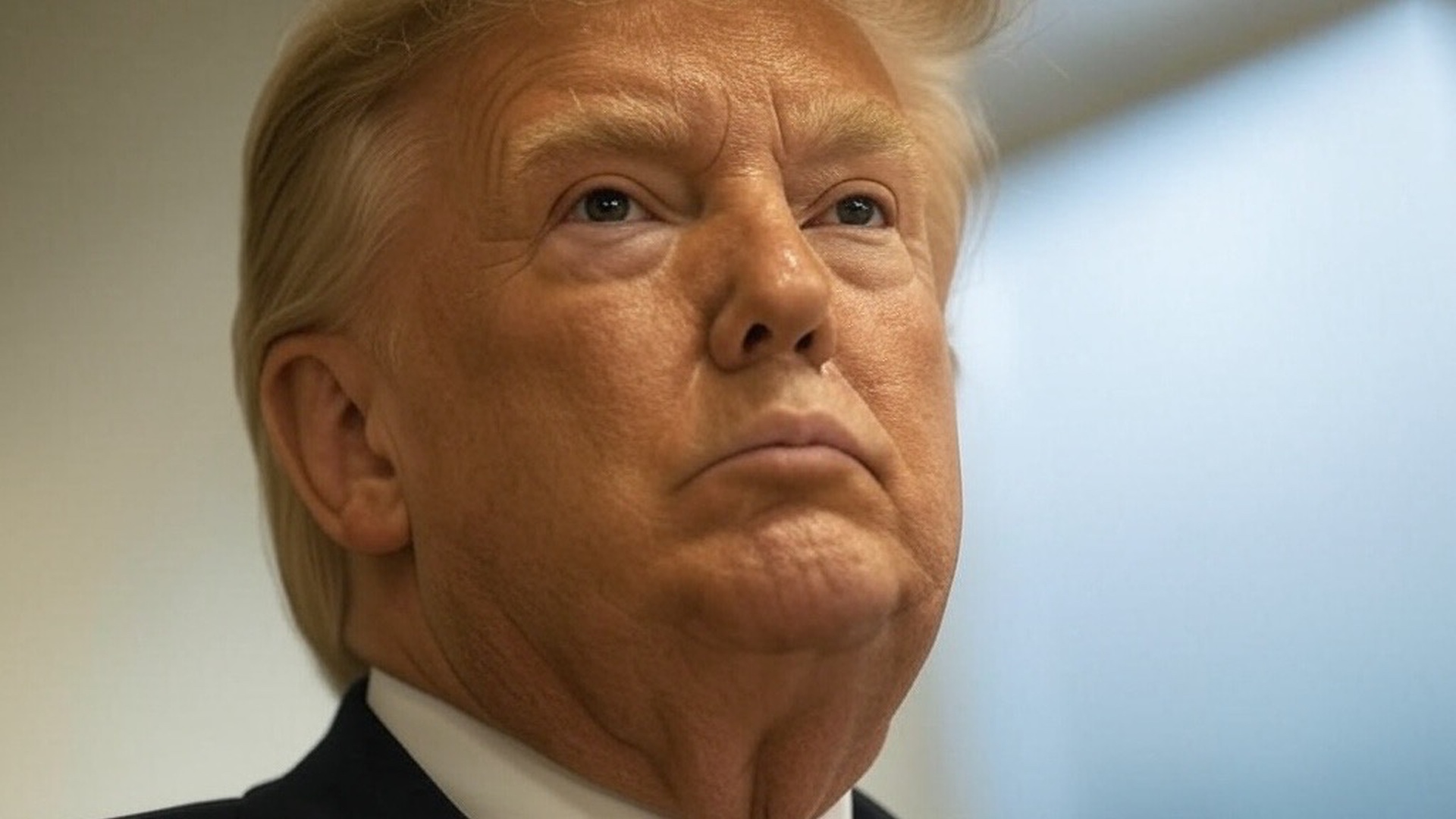 Trump Memecoin steigt kurzfristig nach Social Media Post des US-Präsidenten