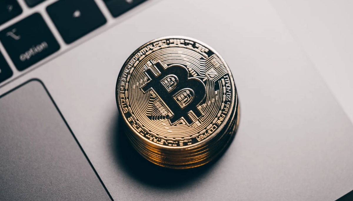 Großes Kapital sammelt Bitcoin, während Privatanleger zögerlich bleiben